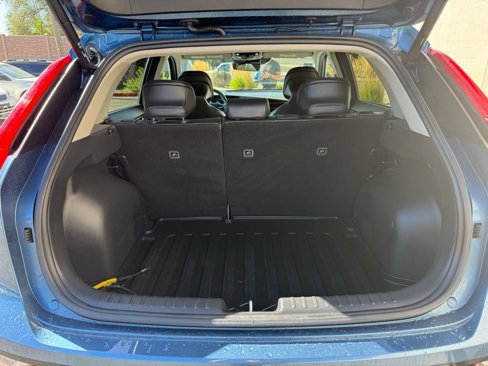 Used 2023 Kia Niro SX Touring image 23