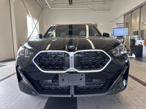 Used 2025 BMW X2 xDrive28i w/ Convenience Package image 2