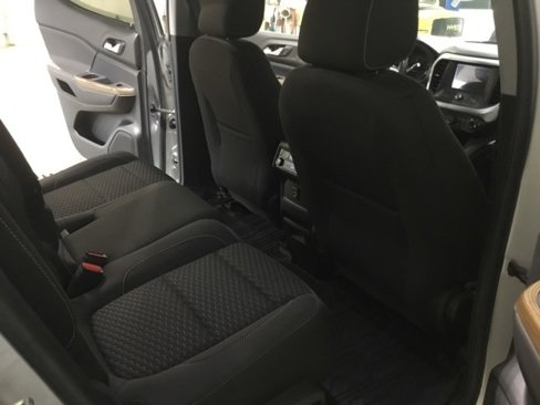 Used 2019 GMC Acadia SLE w/ LPO, Floor Liner Package image 48