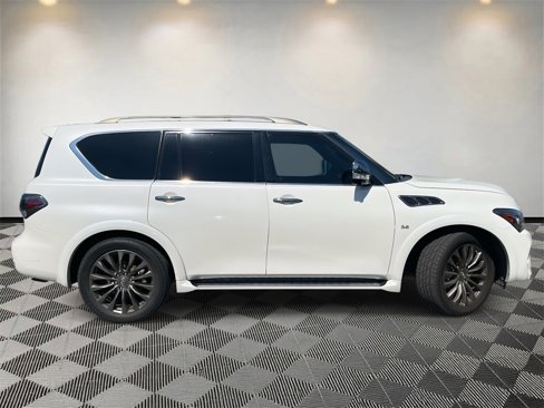 Used 2017 INFINITI QX80 Limited image 2