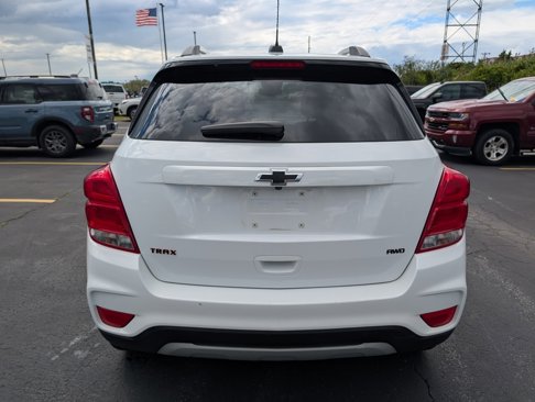 Used 2022 Chevrolet Trax LT w/ Redline Edition image 8