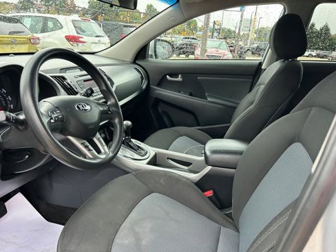 Used 2016 Kia Sportage LX image 8