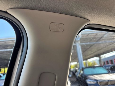Used 2022 Nissan Kicks S image 31