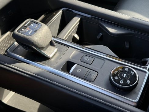 Used 2023 Nissan Pathfinder SL w/ SL Premium Package image 22