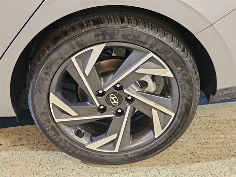 New 2025 Hyundai Elantra Sport image 31