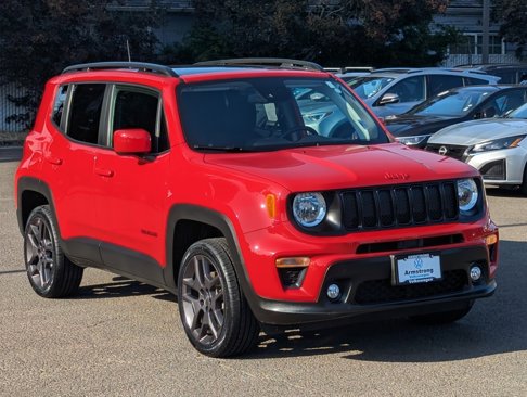 Used 2022 Jeep Renegade Latitude w/ Sun/Sound Group image 7