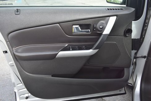 Used 2014 Ford Edge SEL w/ Equipment Group 205A image 10