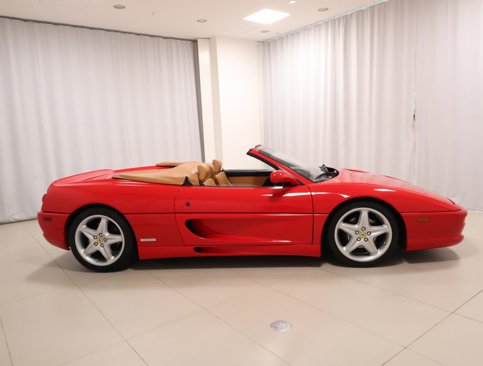 Used 1995 Ferrari F355 Spider image 8