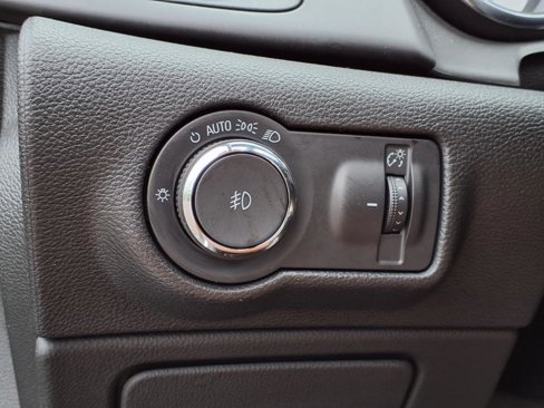 Used 2018 Buick Cascada Premium image 38