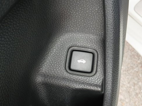 Used 2018 Honda Accord Sport image 22