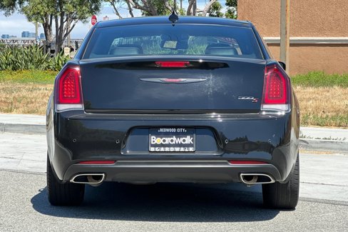 Used 2022 Chrysler 300 S image 5