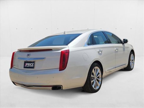 Used 2013 Cadillac XTS Premium image 5