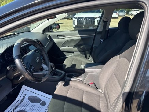 Used 2020 Hyundai Elantra SE w/ Cargo Package (C1) image 10