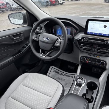 New 2025 Ford Escape Active w/ Cold Weather Package image 18