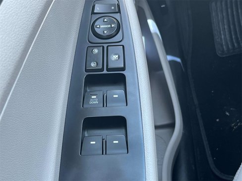 Used 2020 Hyundai Tucson SE image 29