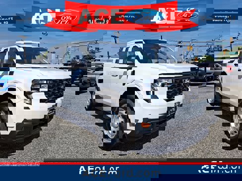 New 2025 Ford Maverick XL image 1