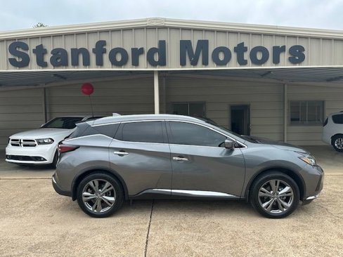Used 2019 Nissan Murano Platinum w/ Cargo Package image 1