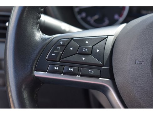 Used 2022 Nissan Sentra SV image 17