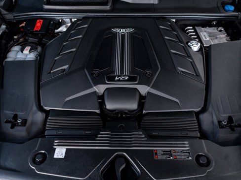 Certified 2024 Bentley Bentayga Extended Wheelbase image 47