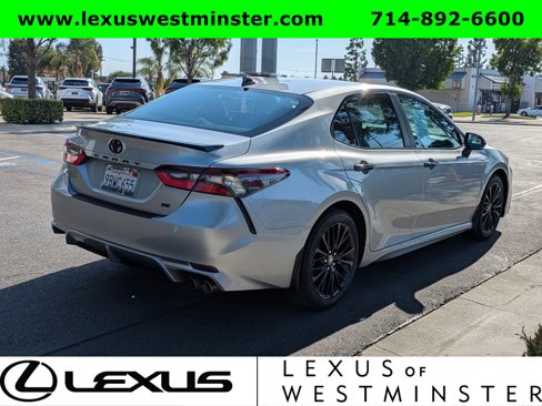 Used 2022 Toyota Camry SE image 8