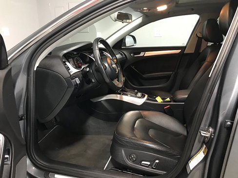 Used 2016 Audi A4 Premium w/ Audi MMI Navigation Plus image 10