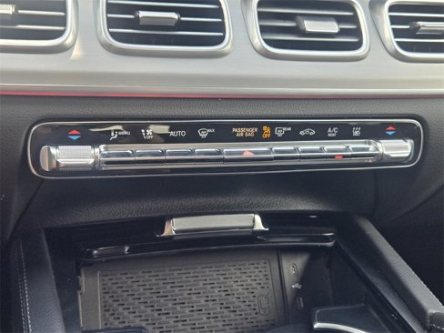 Used 2024 Mercedes-Benz GLE 450e 4MATIC image 23