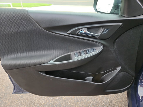 Used 2025 Chevrolet Malibu LT image 10