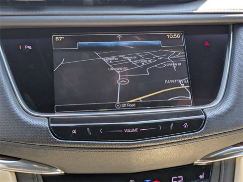 Used 2017 Cadillac XT5 Premium Luxury image 25