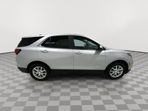 Used 2022 Chevrolet Equinox LT image 9