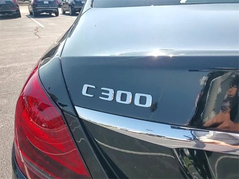 Used 2021 Mercedes-Benz C 300 4MATIC Sedan image 5