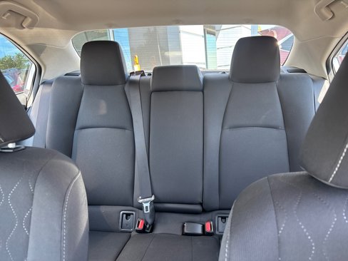 Used 2023 Toyota Corolla LE image 29