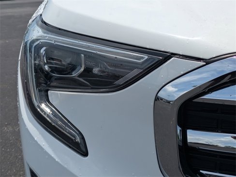 Used 2020 GMC Terrain SLT image 10