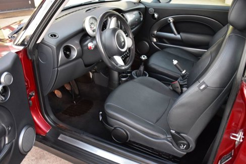 Used 2006 MINI Cooper Hardtop image 16
