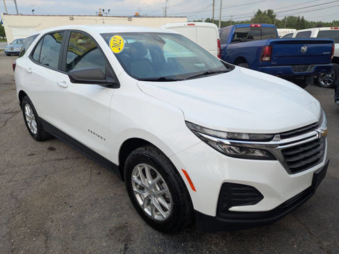 Used 2022 Chevrolet Equinox LS image 1