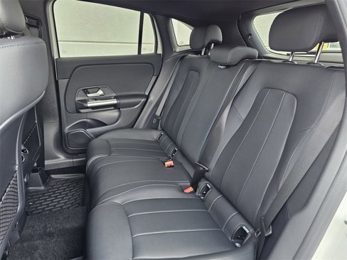 New 2025 Mercedes-Benz GLA 250 image 18
