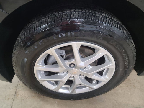 Used 2022 Chevrolet Equinox LT image 12