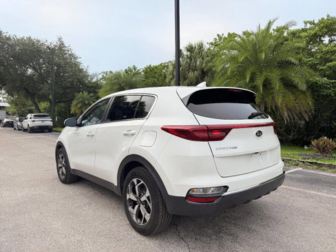 Used 2021 Kia Sportage LX image 5