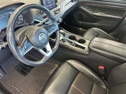 Used 2022 Nissan Altima 2.5 SR image 10