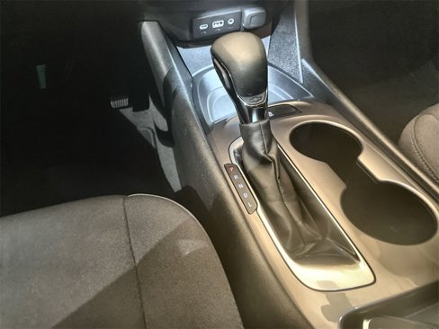 Used 2022 Chevrolet Malibu LS image 15