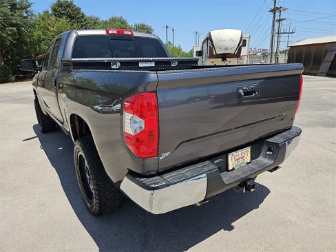 Used 2017 Toyota Tundra SR5 image 5