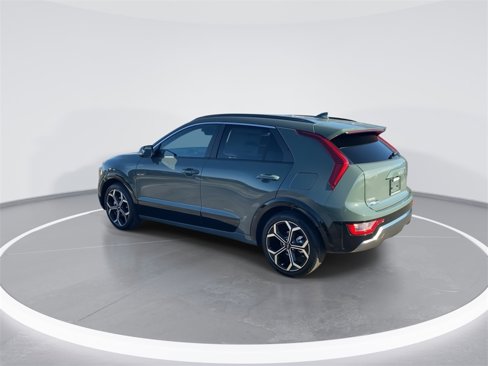 New 2025 Kia Niro EX Touring image 6