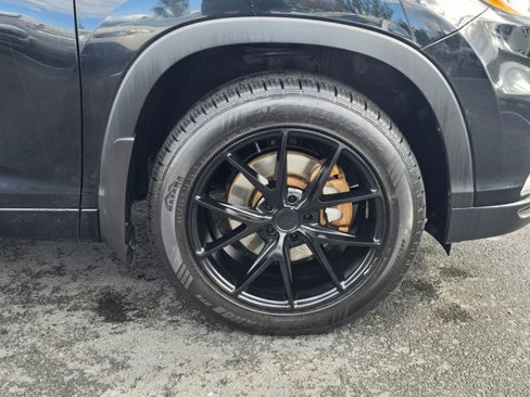 Used 2016 Toyota Highlander Limited image 11