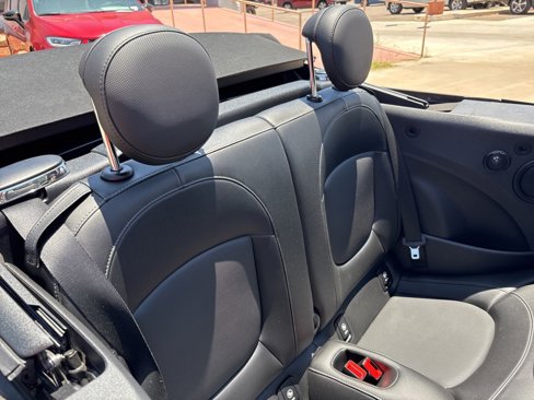 Used 2017 MINI Cooper S image 23