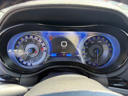 Used 2019 Chrysler 300 S image 12