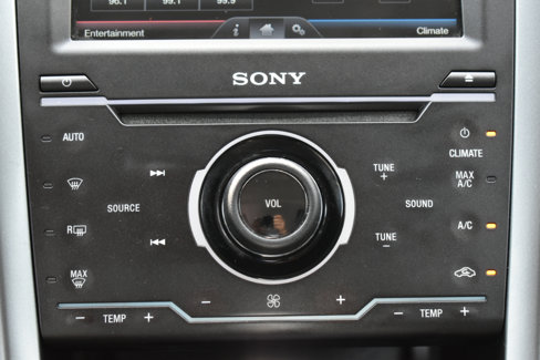 Used 2015 Ford Fusion Titanium image 21