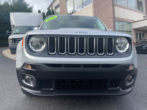 Used 2016 Jeep Renegade Latitude image 15