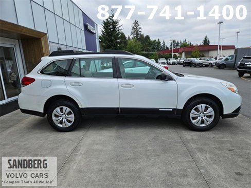 Used 2011 Subaru Outback 2.5i image 4