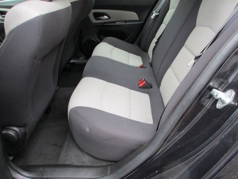 Used 2016 Chevrolet Cruze LS image 22