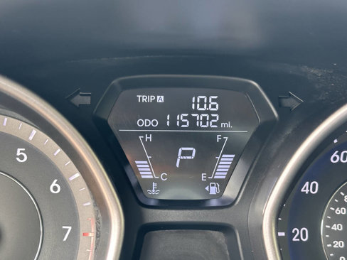 Used 2013 Hyundai Elantra GLS image 12
