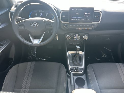 Used 2023 Hyundai Venue SEL w/ Cargo Package image 23